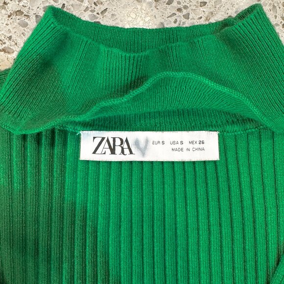 ZARA Green Ribbed Knit Cut-Out Mock Neck Sweater Crop Top Wrap Front Size S - Picture 4 of 8